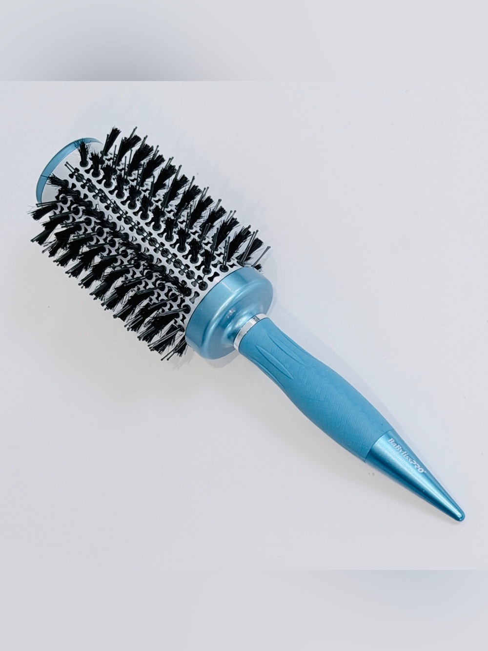 BaByliss Pro Nano Titanium Smooth & Shine Scalp Round Brush